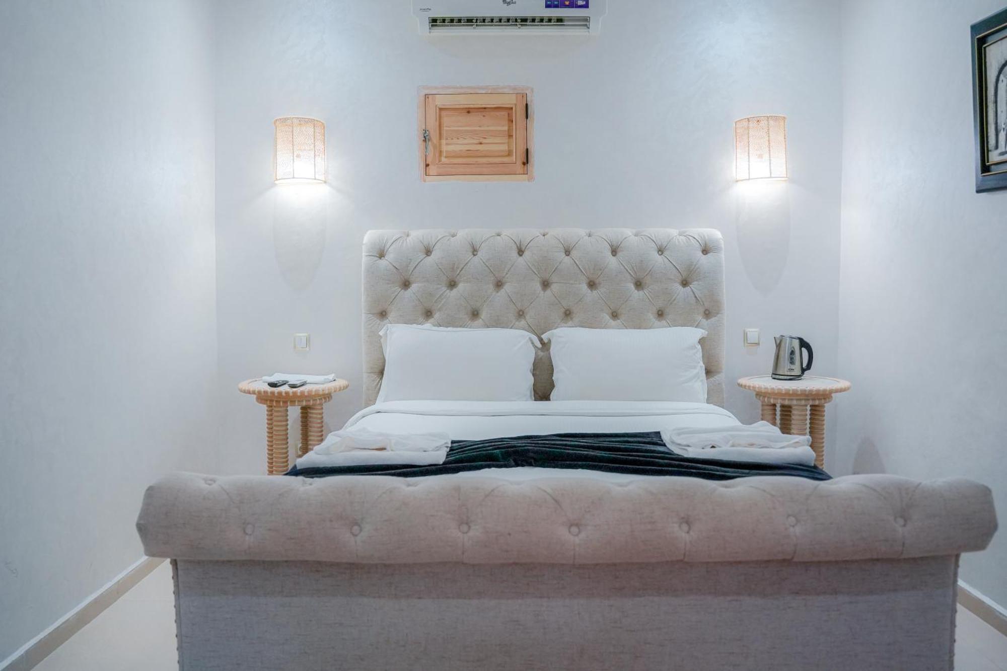 Riad Redwan Douar Caid Layadi ภายนอก รูปภาพ
